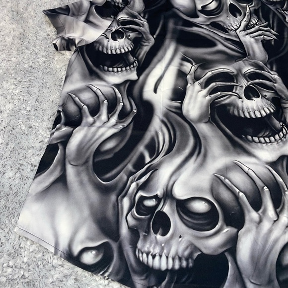 Mens Black Gray “See No Evil Hear No Evil” Skull Short Sleeve Button Up Size XL - Picture 13 of 16
